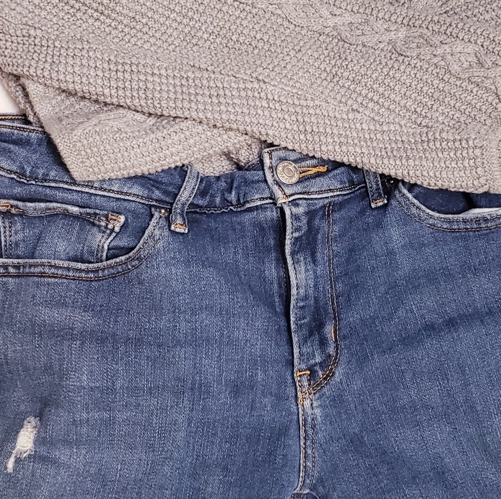 Levi's 711 Skinny Distressed Blue Jeans